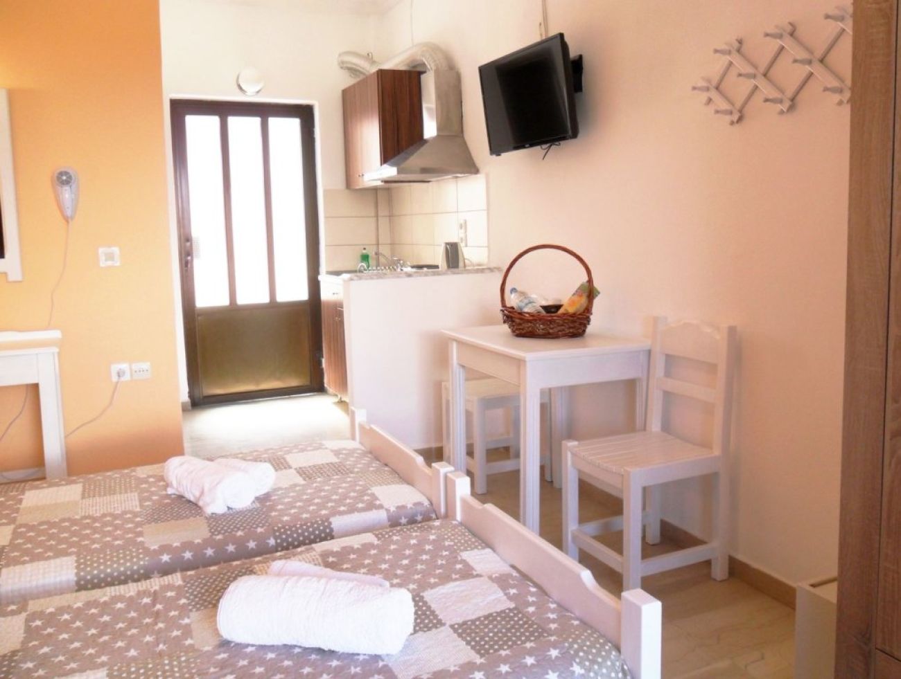 Marilena Apartmets & Studios
