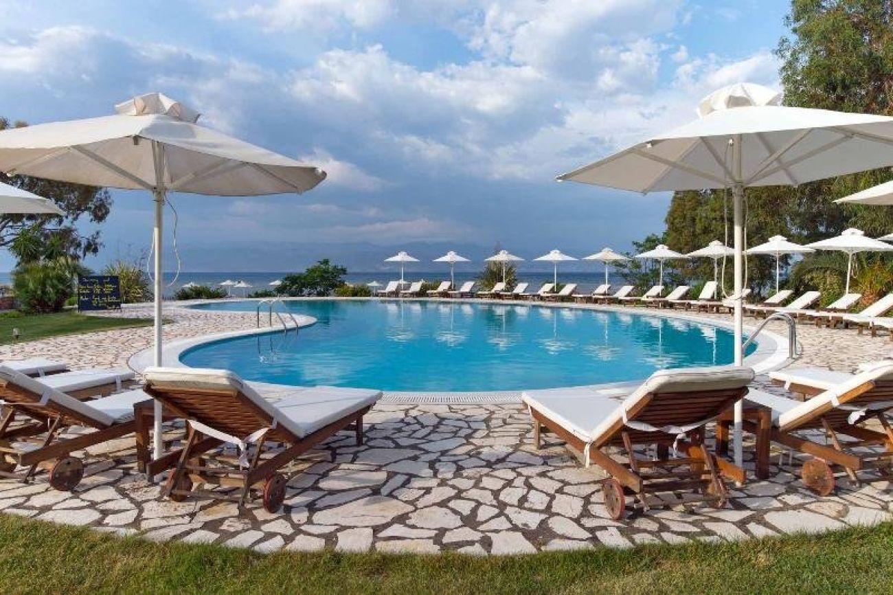 Chrismos Luxury Suites & Studios