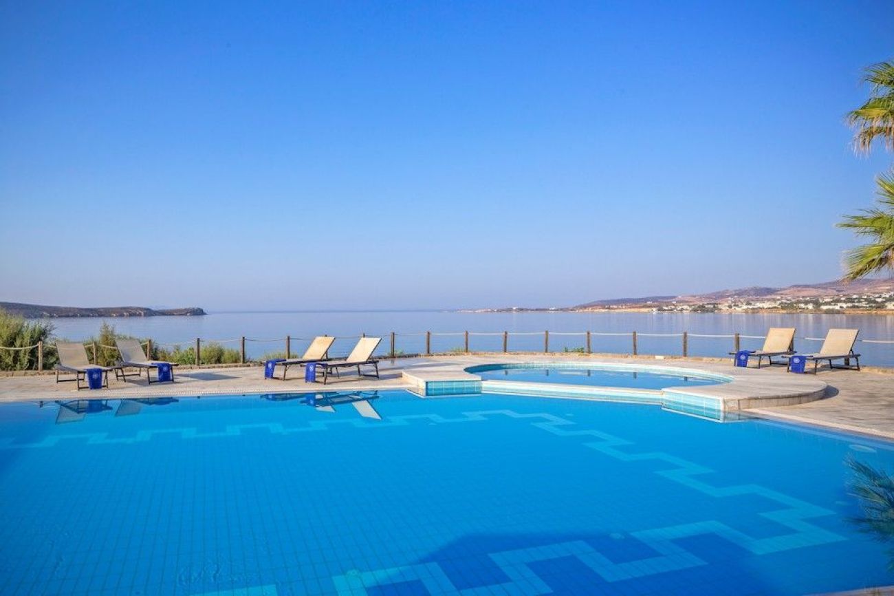 Poseidon of Paros 5*