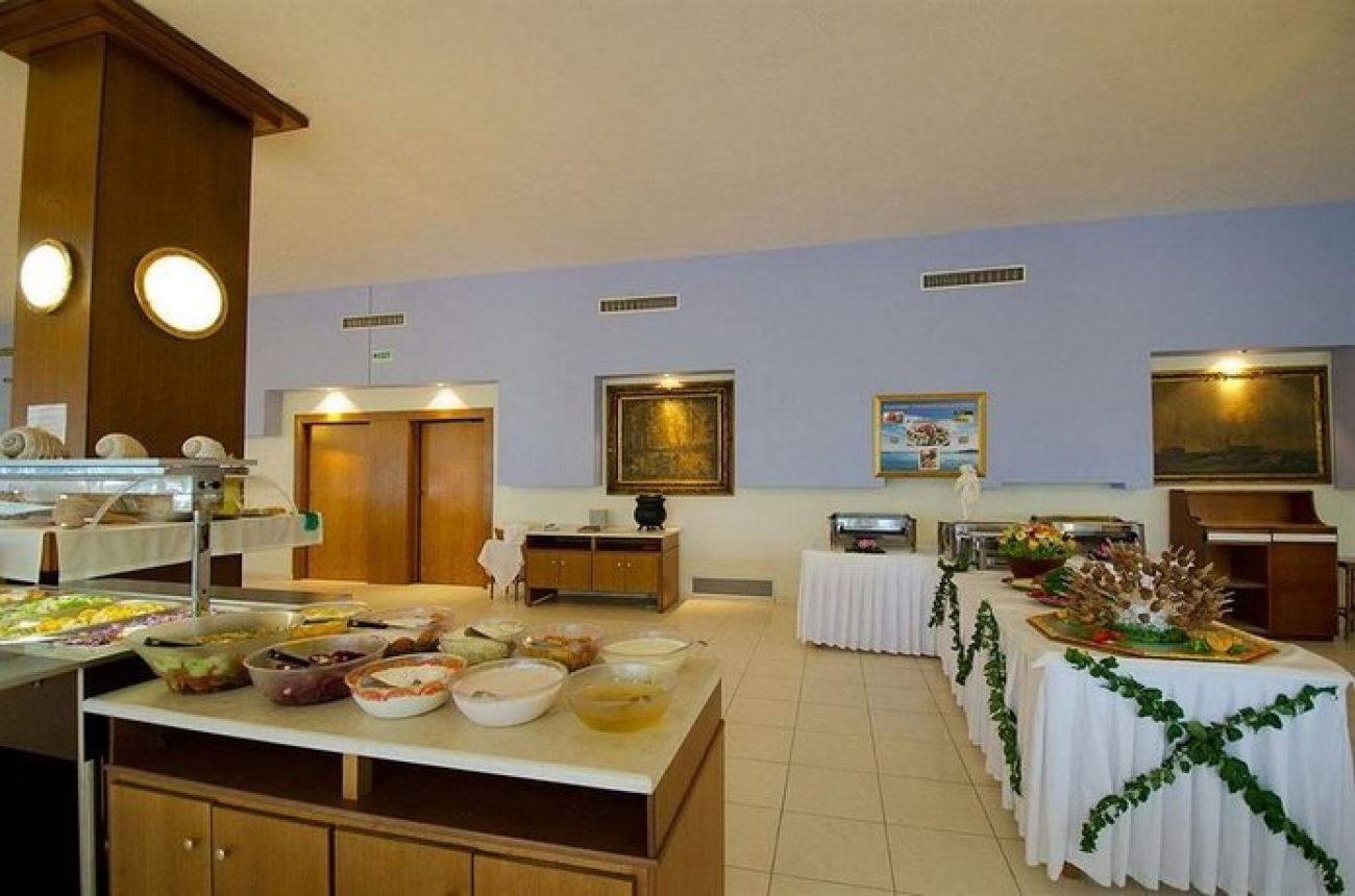 Mendi Hotel 4*