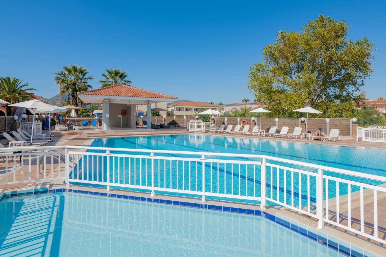 Karras Hotel Zakynthos 4*