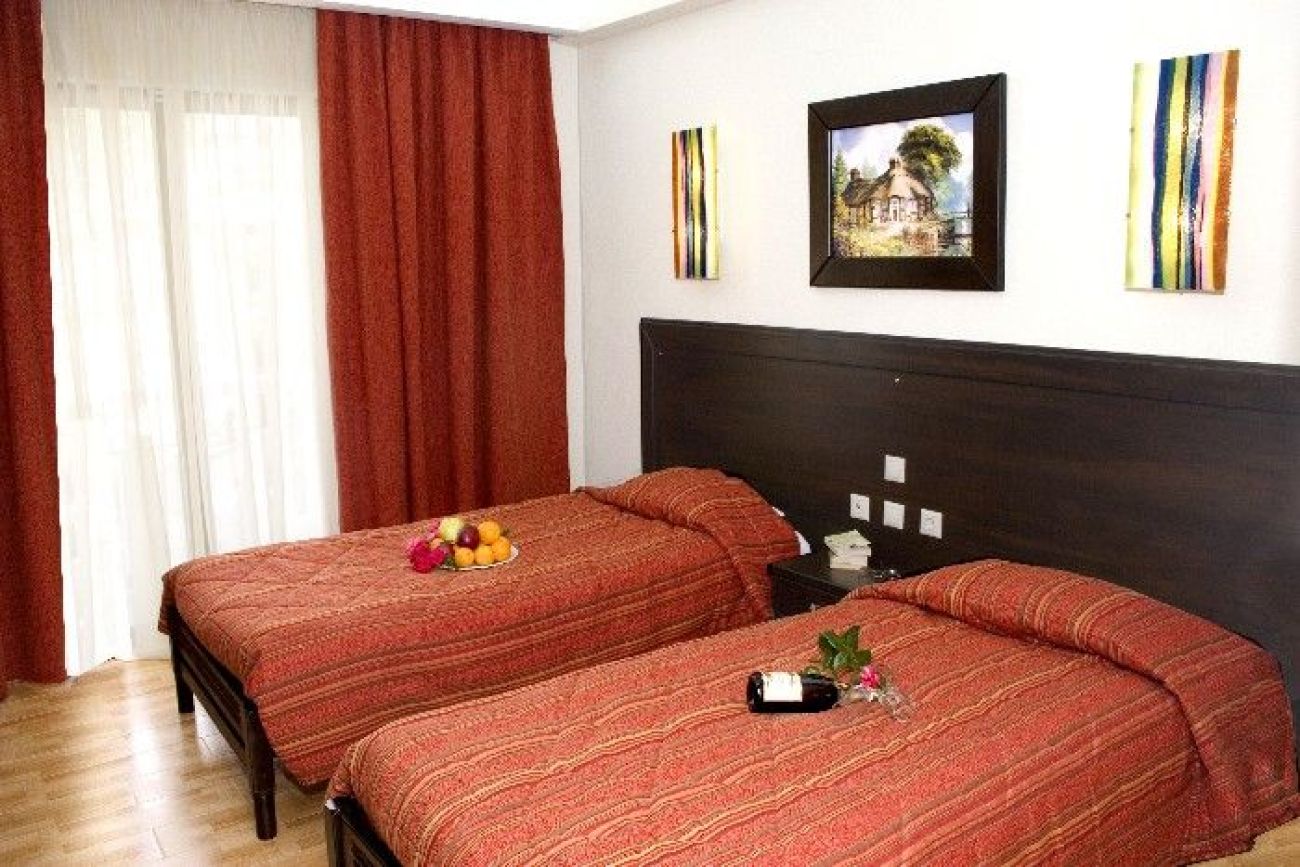 Paradise Apartments Zante 3*