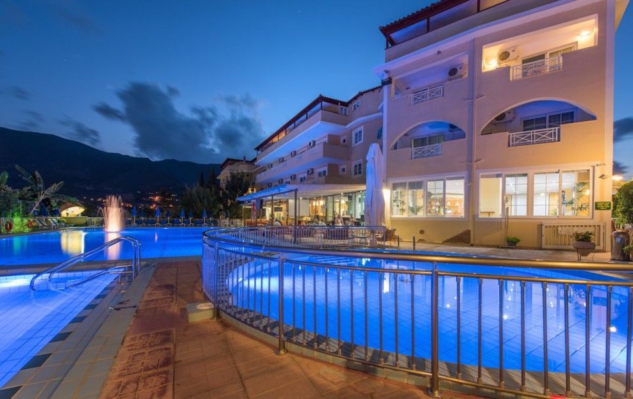 Koukounaria Hotel Zante 4*
