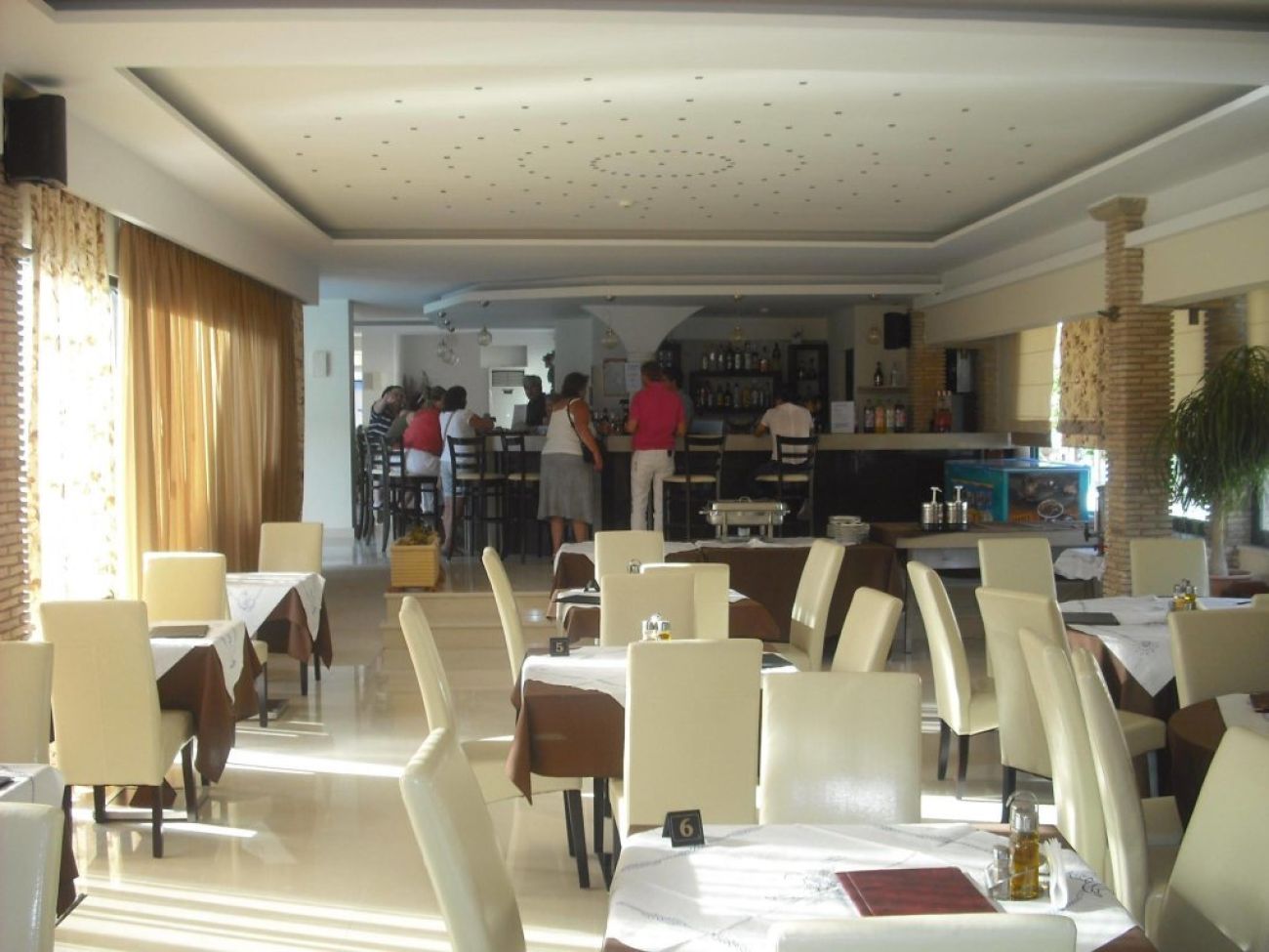 Zante Plaza Hotel 3*