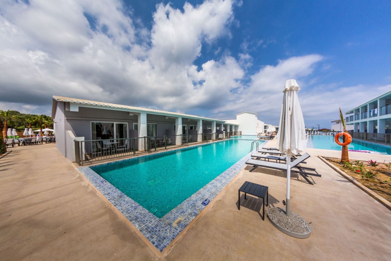 Caretta Paradise Zakynthos 4*