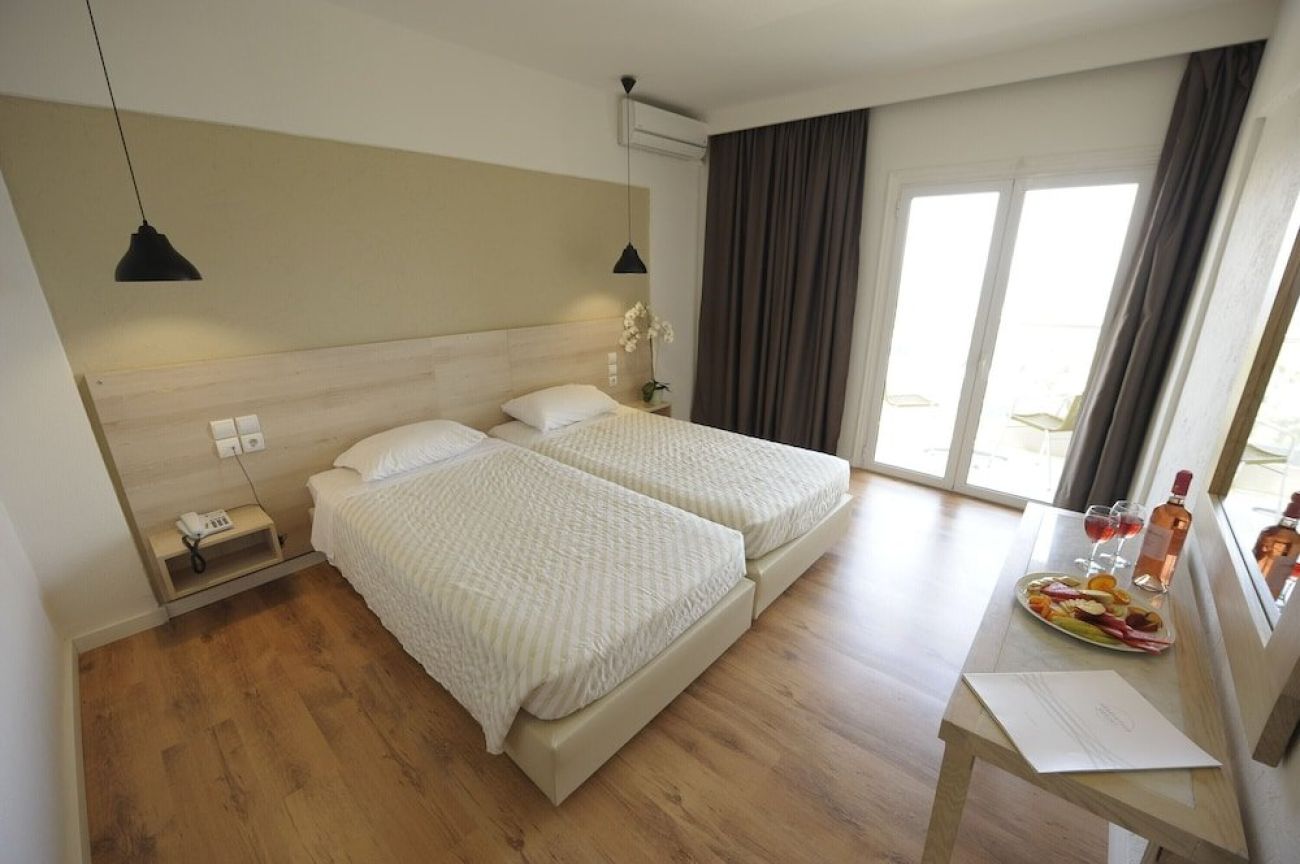 Amarynthos Resort 4*