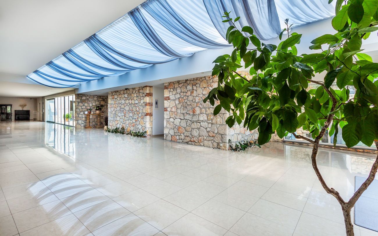 Kriopigi Hotel 4*
