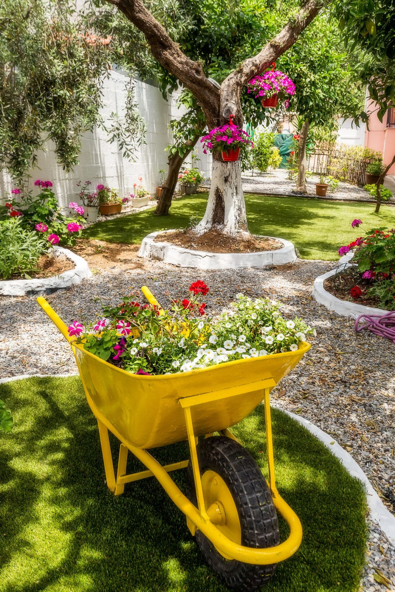 Ianos Apartments