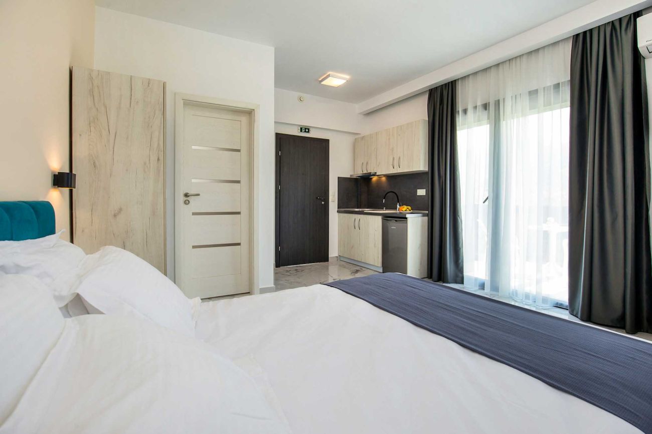 Kataleya Poolside Suites 2*