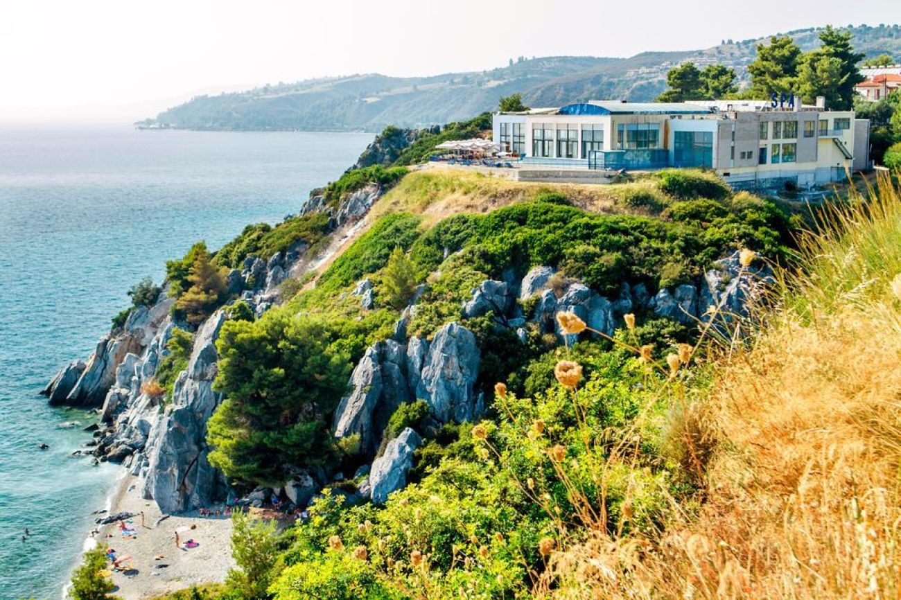 Loutra Village Beach Hotel 3*