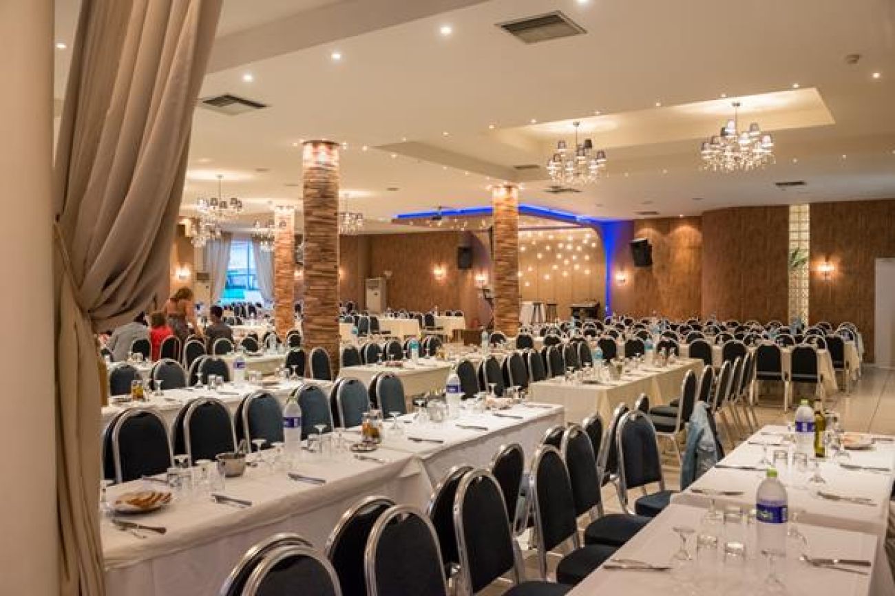 Yakinthos Hotel 3*