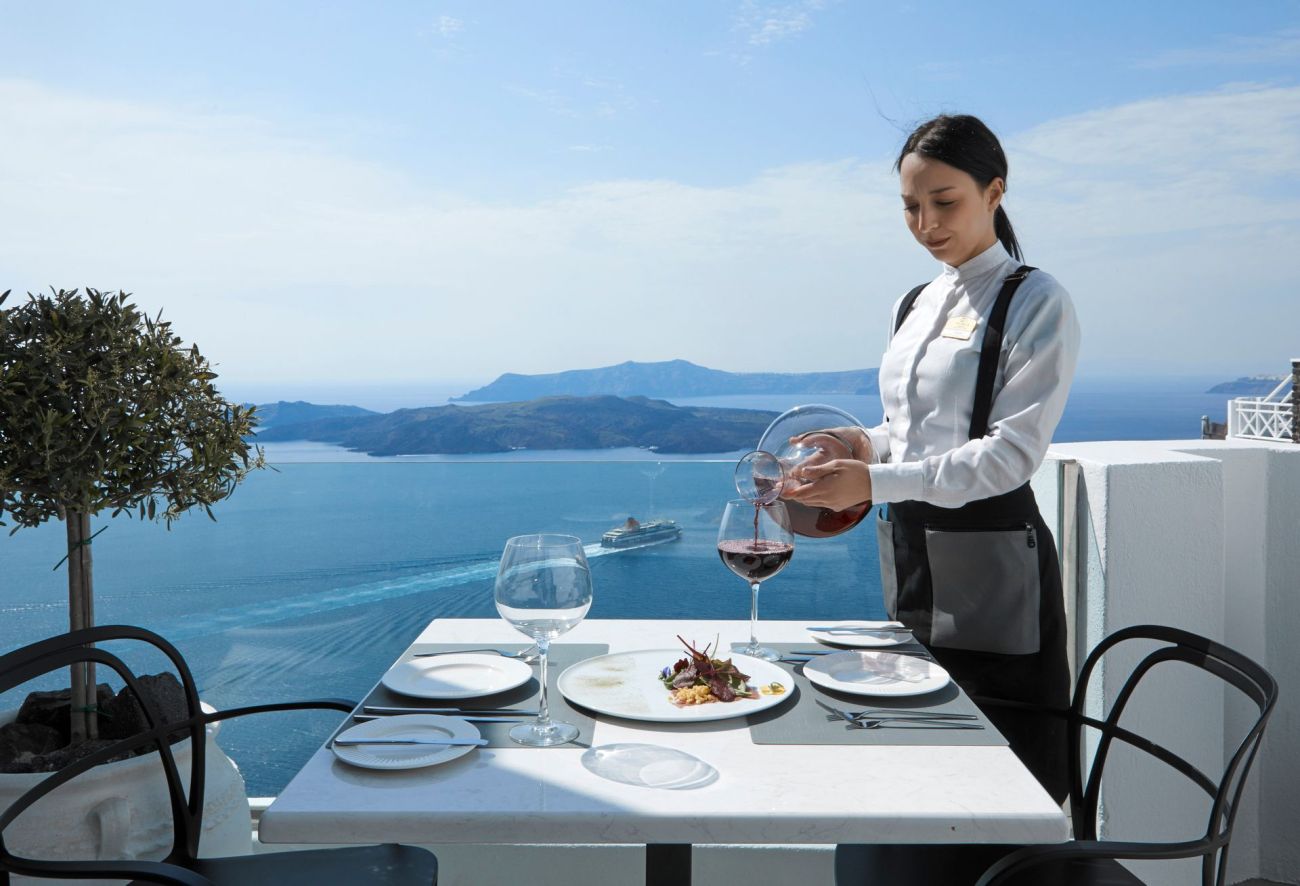 Petit Palace Suites 5*