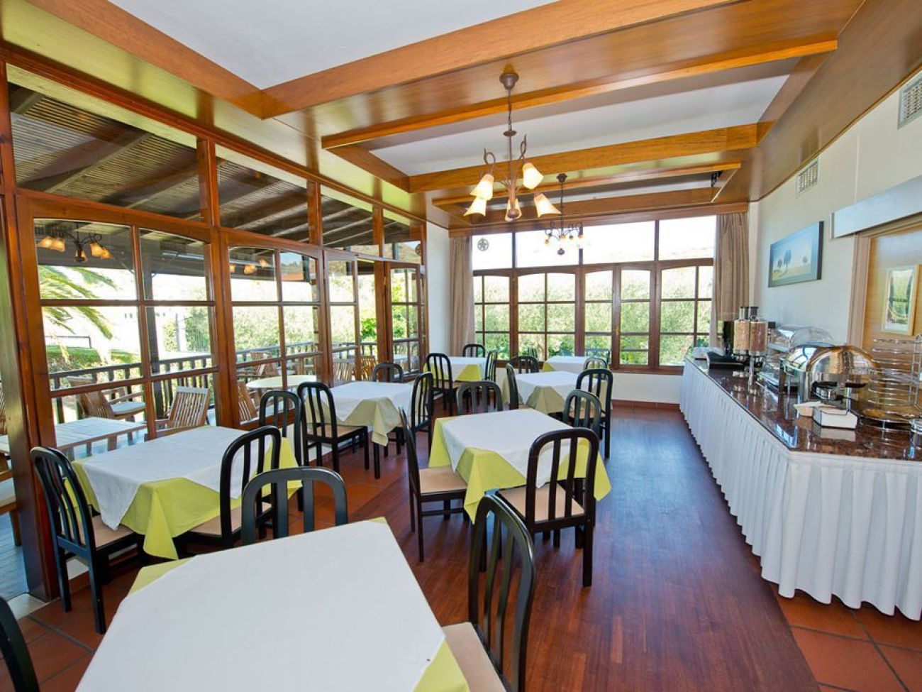 Hanioti Village Resort 3*