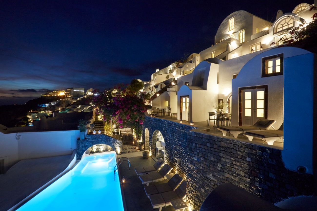 Atrina Santorini 4*