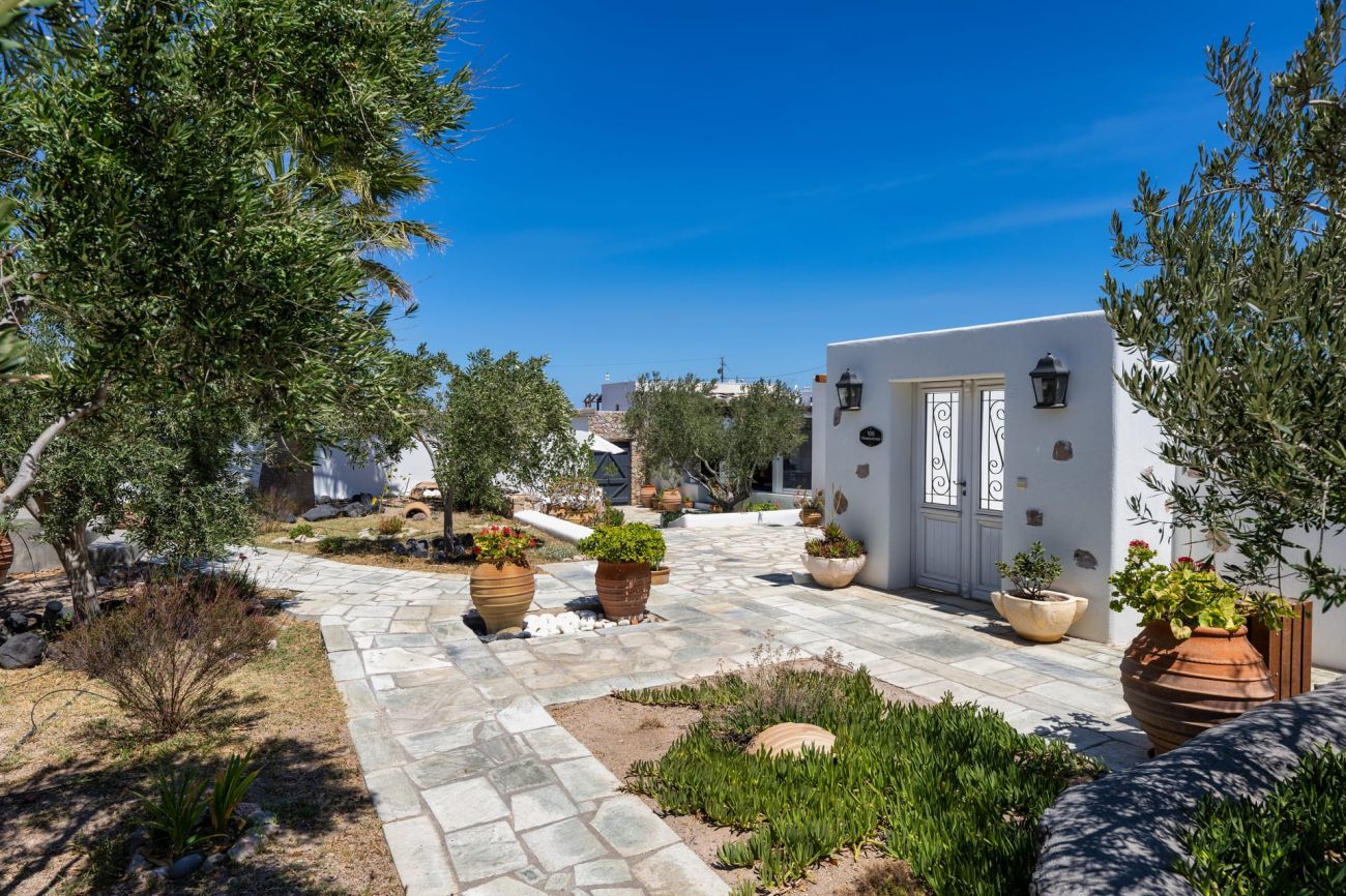Anema Residence Santorini 4*