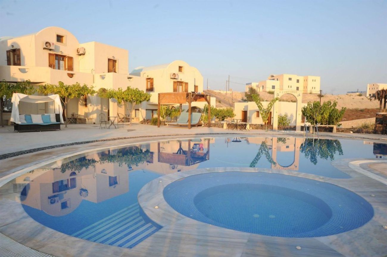 Santorini Hotel Mesotopos 3*