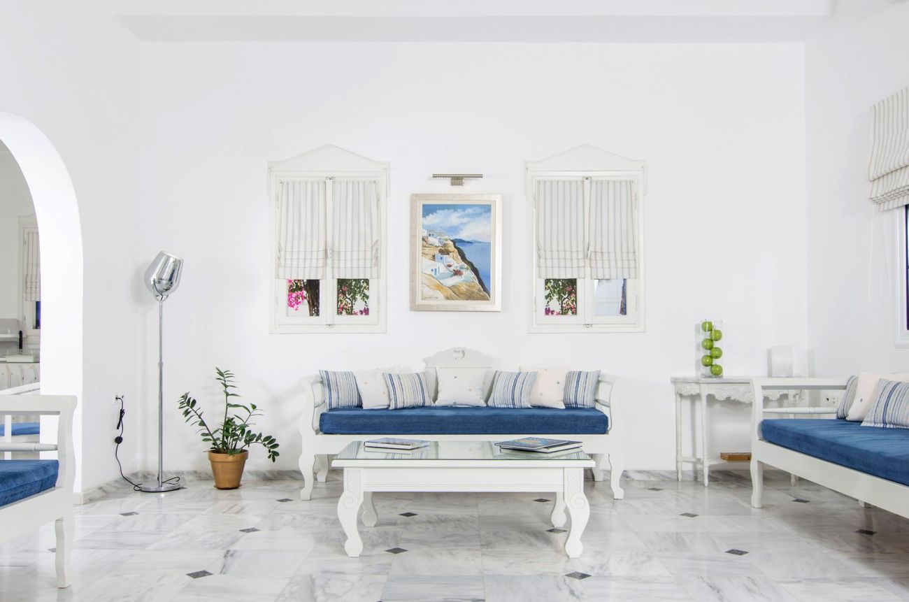 Paradise Resort Santorini 3*