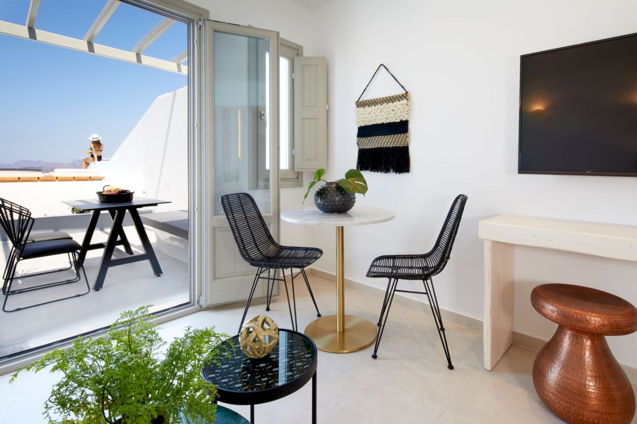 Phos the Boutique - Luxury Villas & Suites Santorini 5*