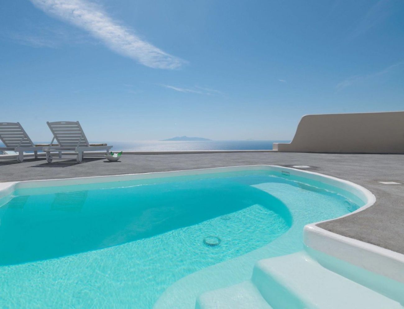Domes Resort Santorini 4*