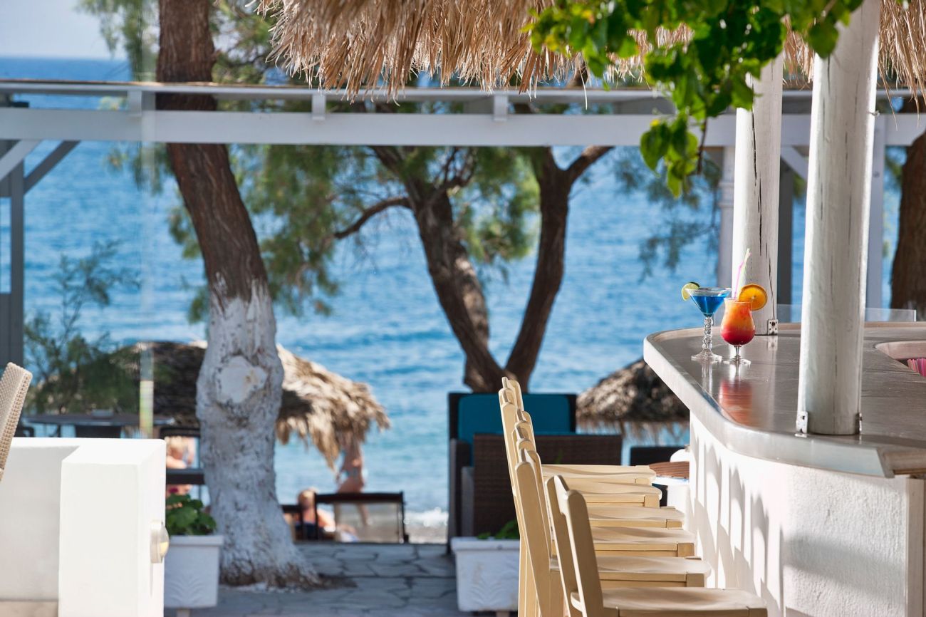 Alesahne Beach Hotel Santorini