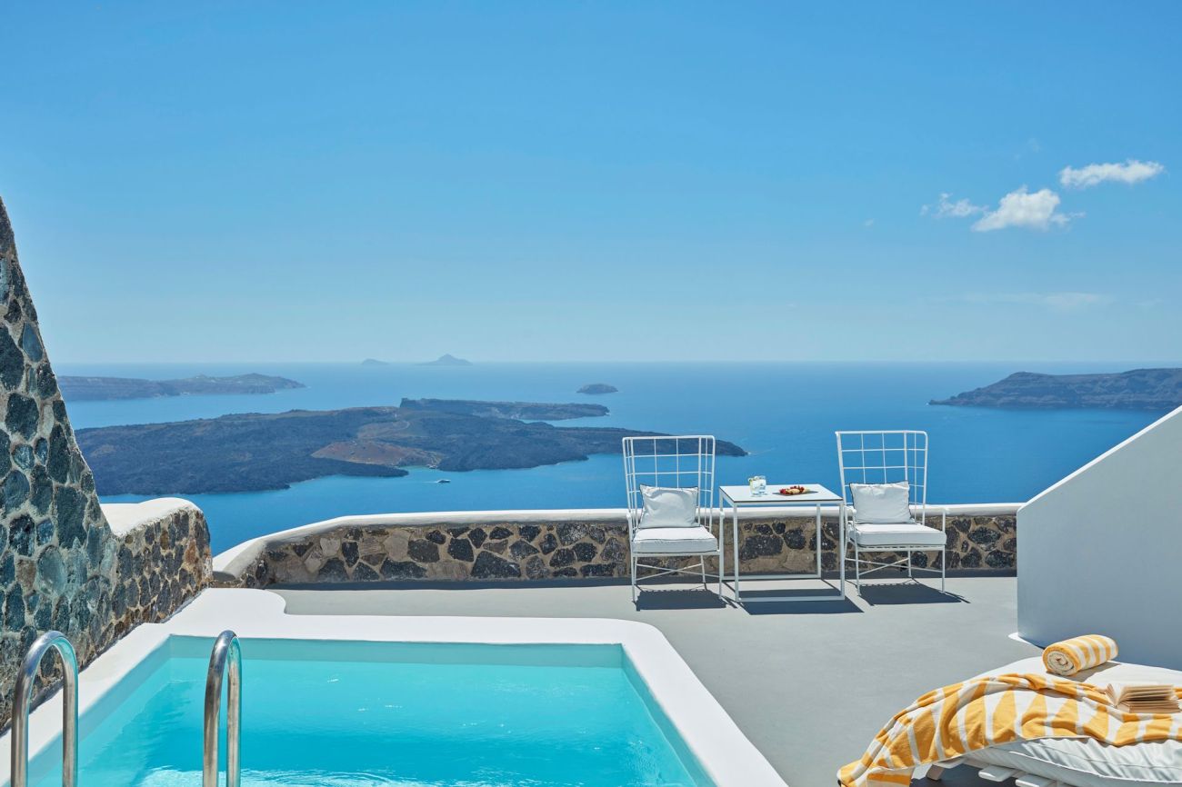 Katikies Chromata Santorini - The Leading Hotels of the World 5*