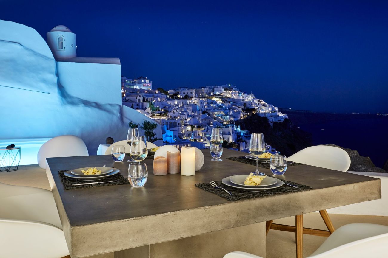 Villa Etheras Santorini 5*