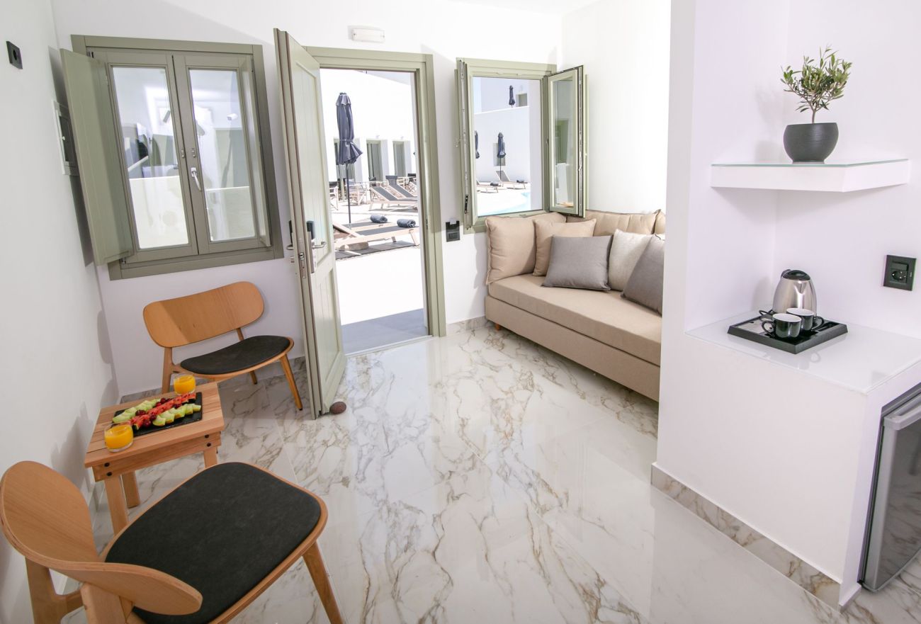 Kallos Imar Hotel Santorini 4*