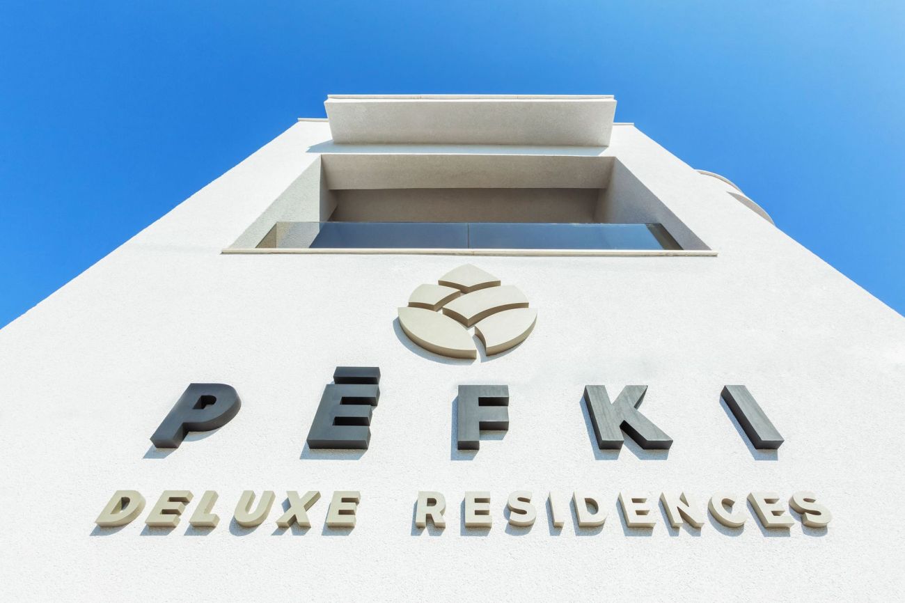 Pefki Deluxe Residence 5*