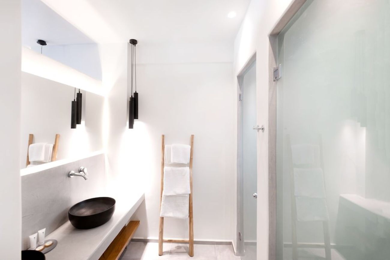 George & Joanna Suites 3*