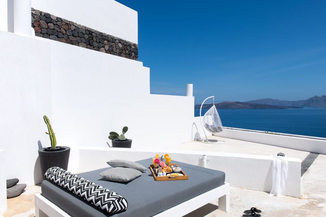 Avant Garde Suites 4*