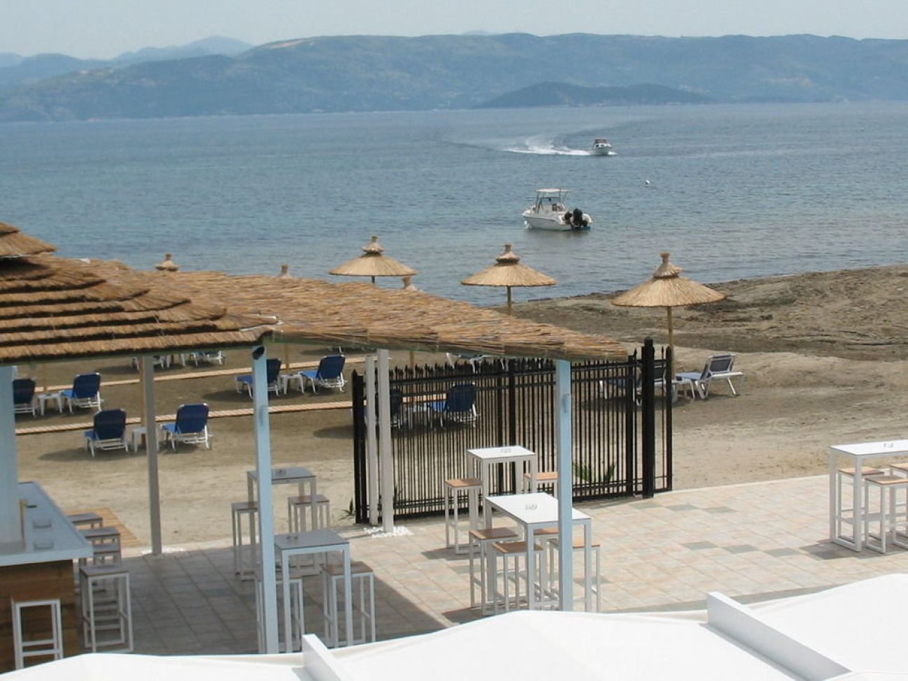 Ammos Apartments