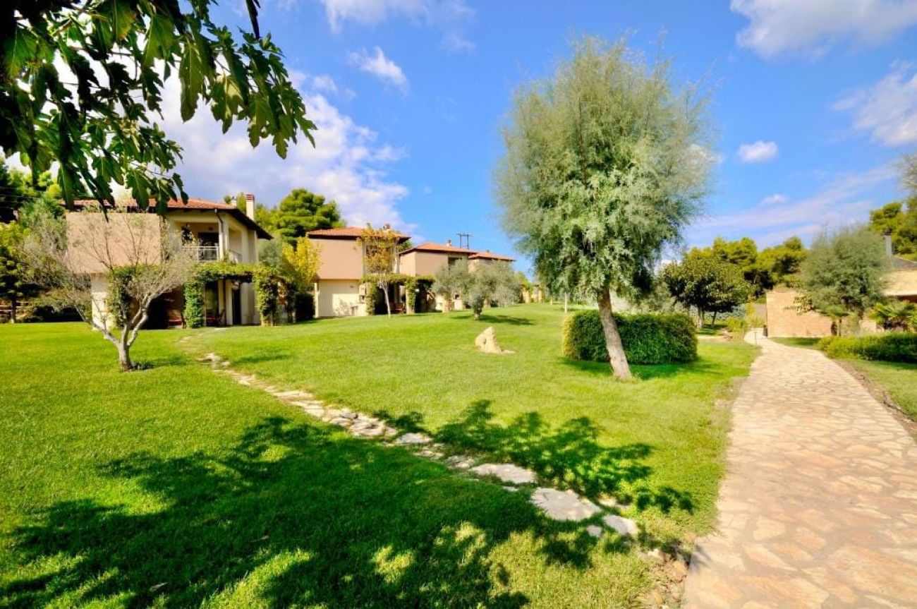 Sani Polyastron Hotel & Spa 4*