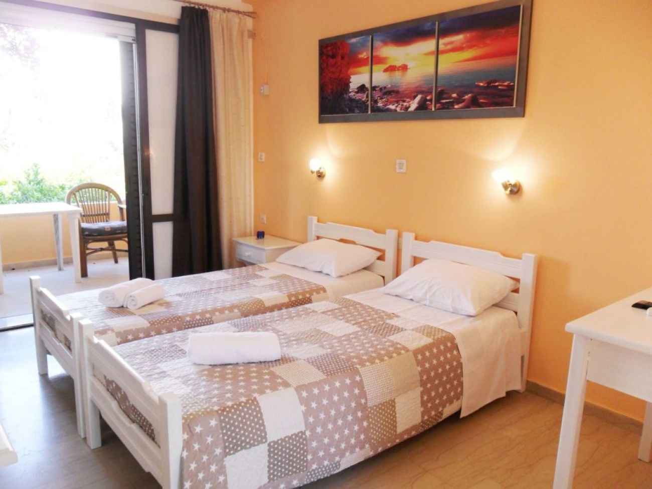 Marilena Apartmets & Studios