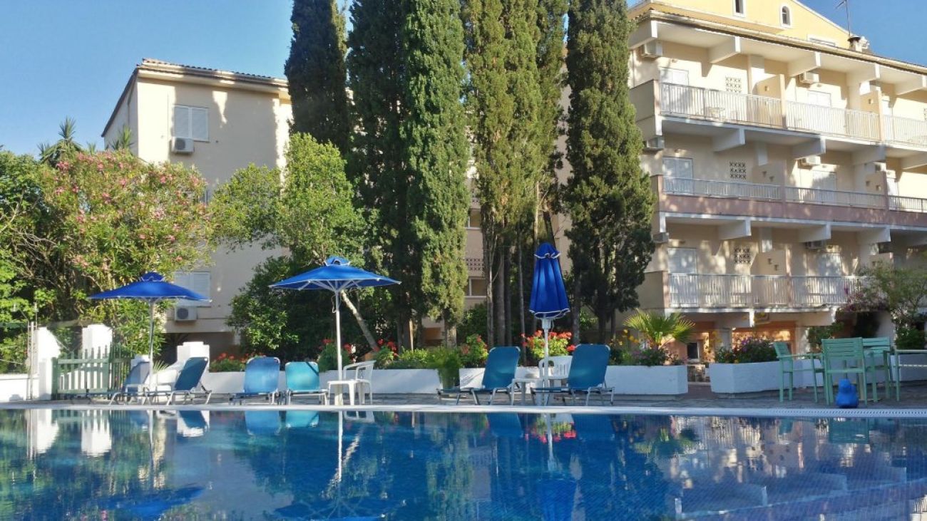 Ipsos Beach Hotel 3*