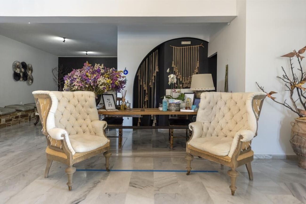 Parosland Hotel 4*