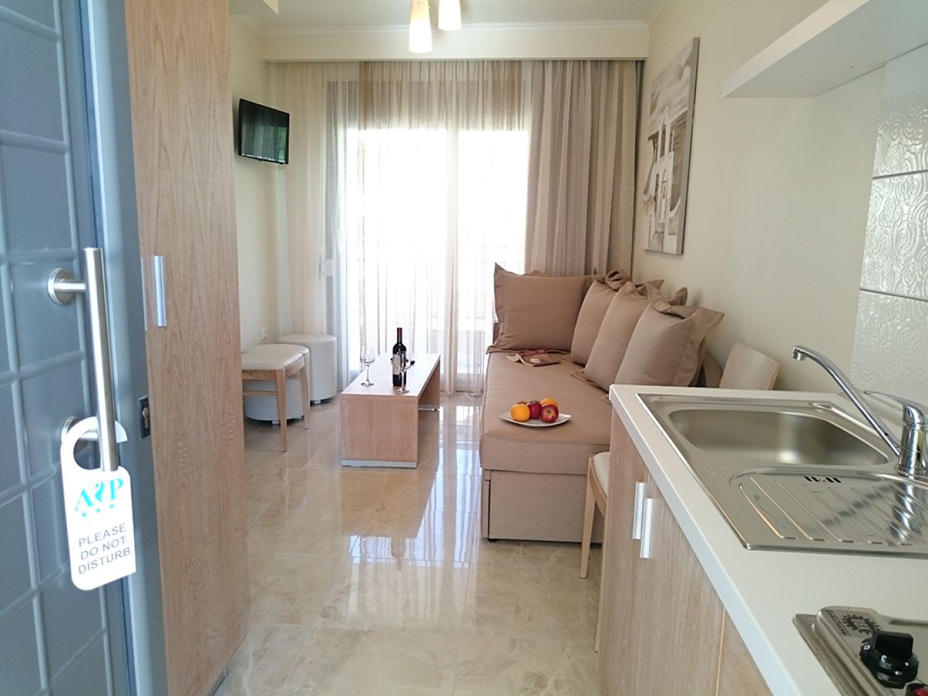 Artemis Plaza hotel 3*