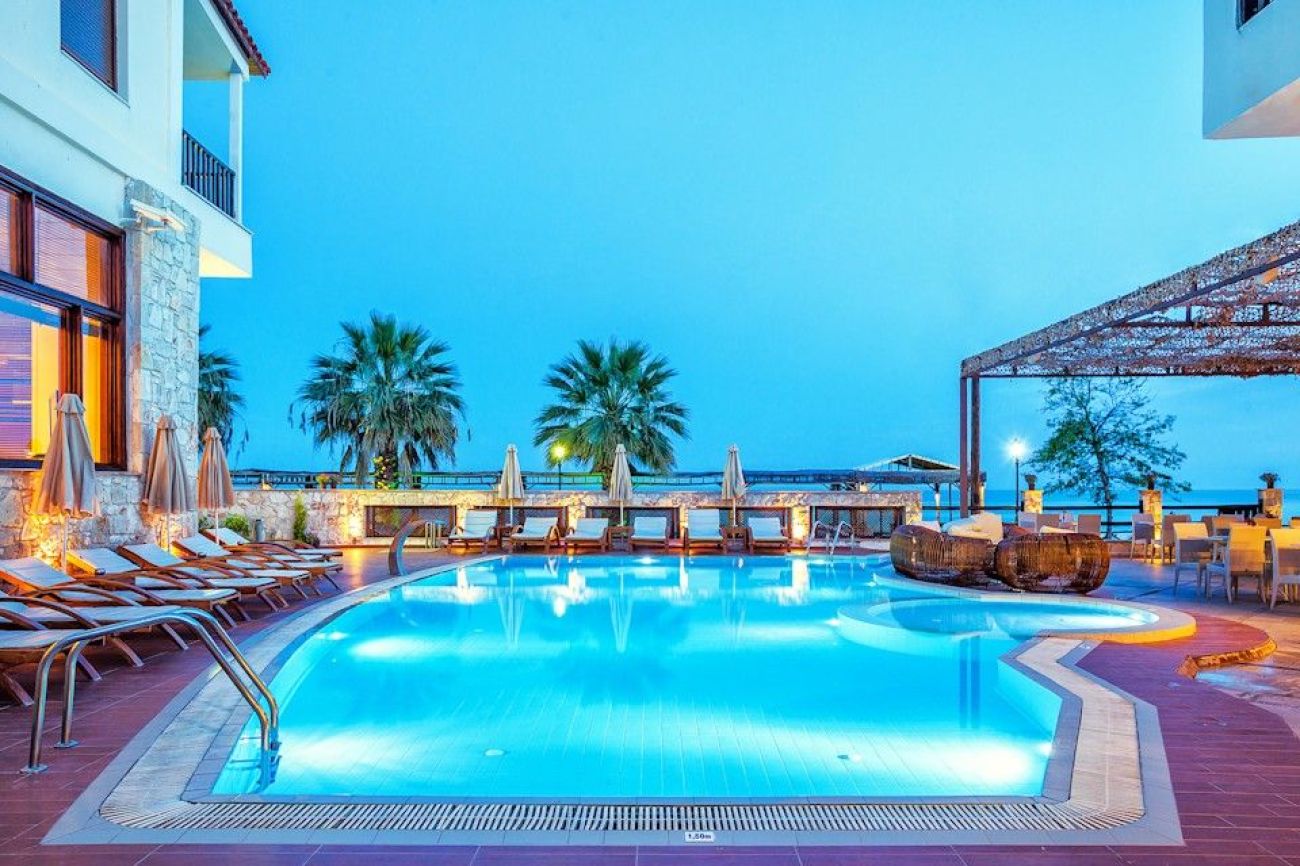 Possidi Paradise Hotel 4*