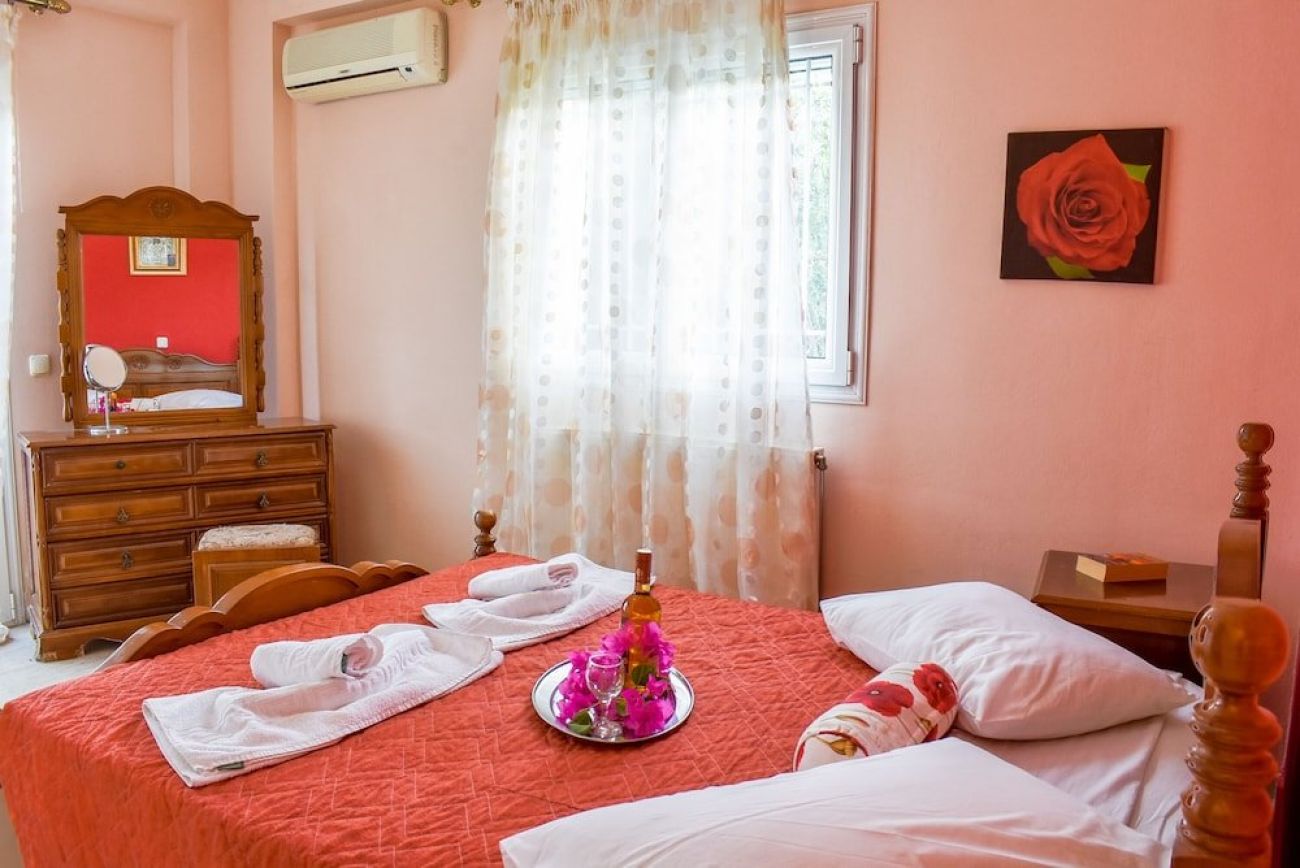 Vicky's Village House 3*