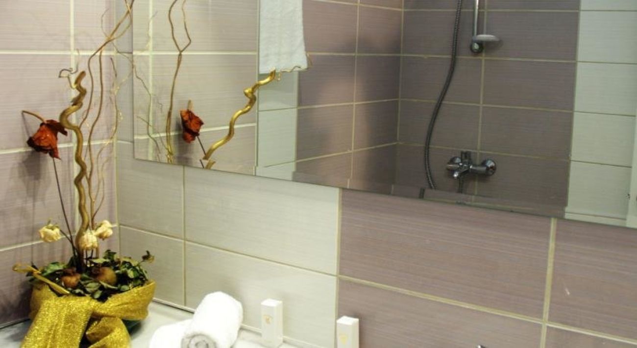 Letsos Hotel 3*