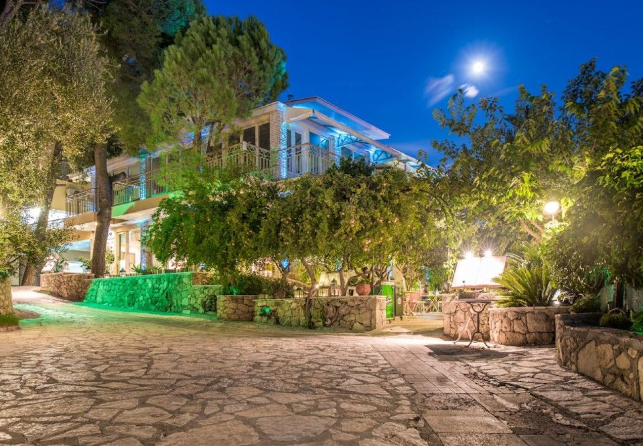 Koukounaria Hotel Zante 4*