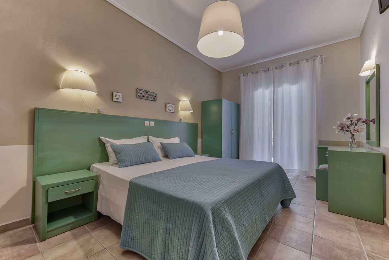Zefyros Eco Hotel 3*