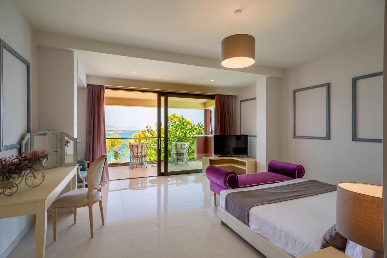 Balcony Boutique Hotel 3*