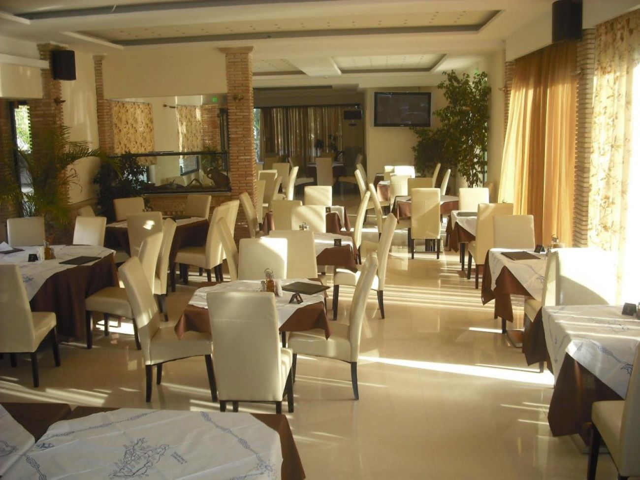 Zante Plaza Hotel 3*