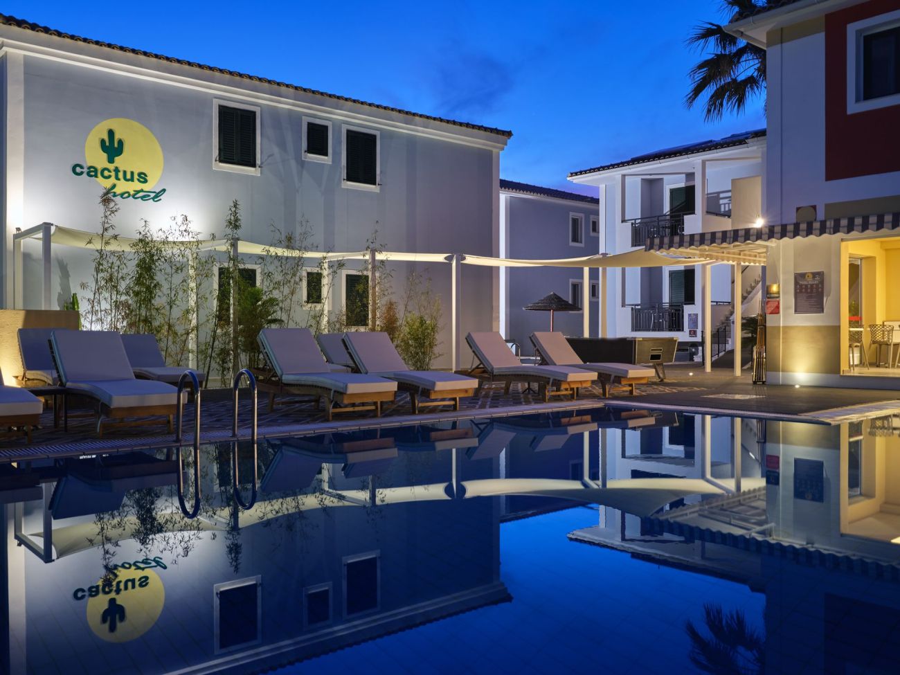 Cactus Hotel Zakynthos 3*