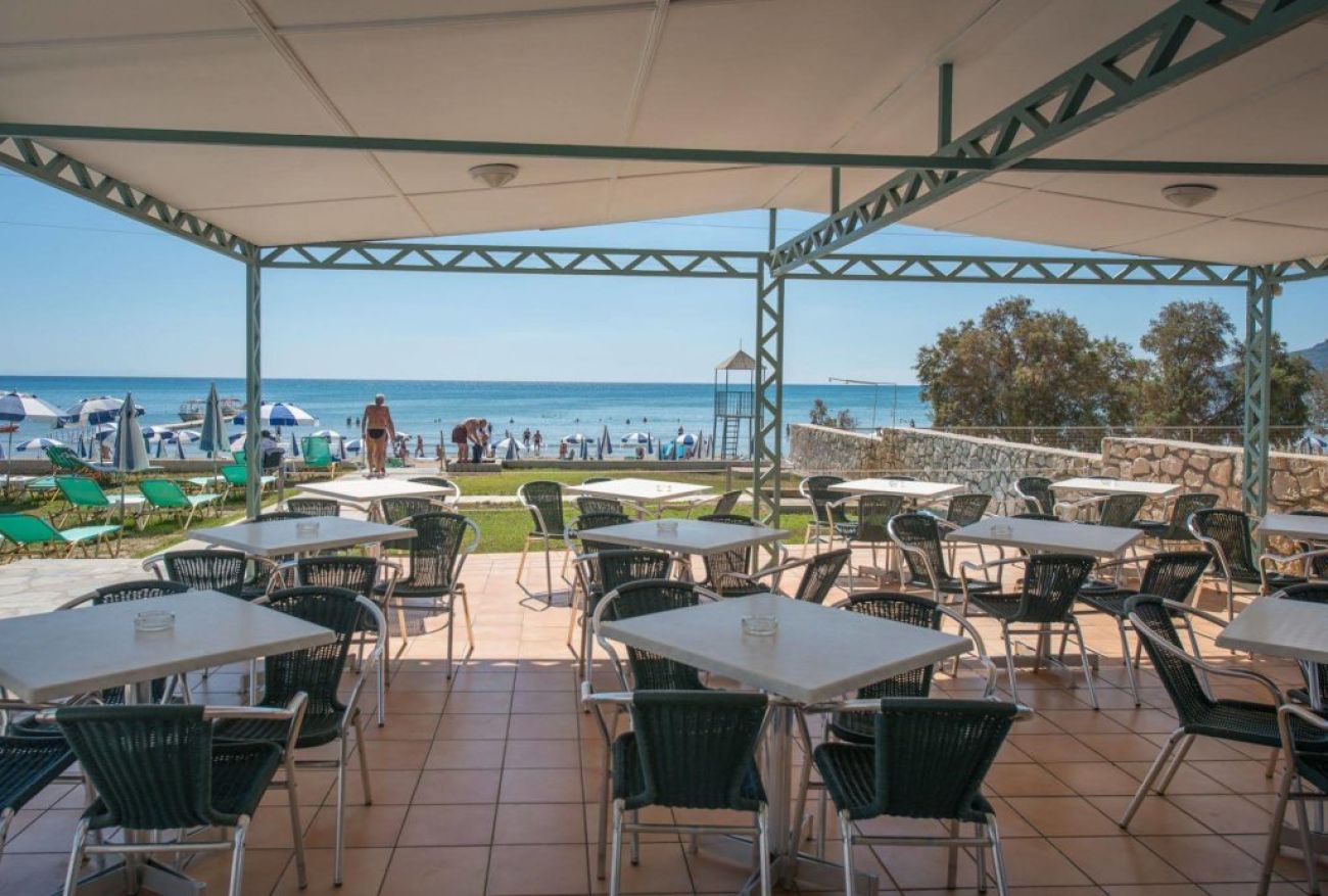 Astir Palace Hotel 4*