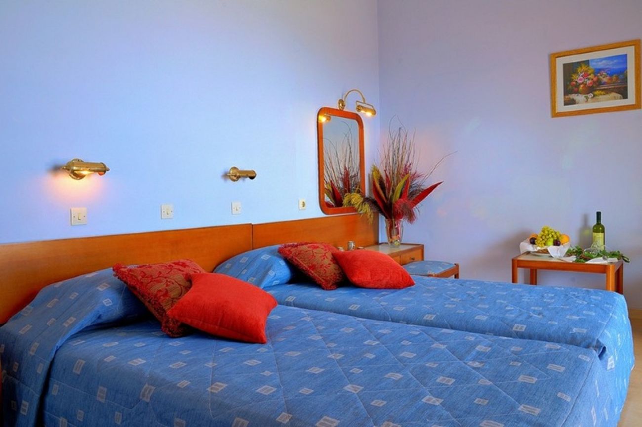 Astir Beach Hotel 3*