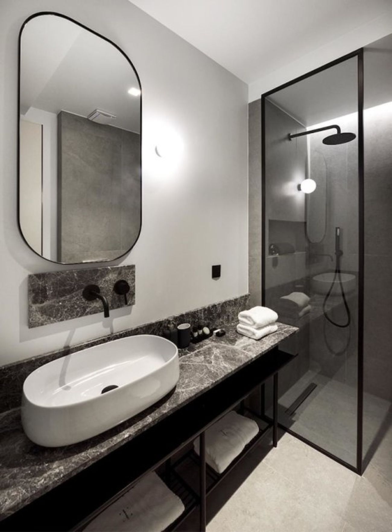 Roomore Apartments