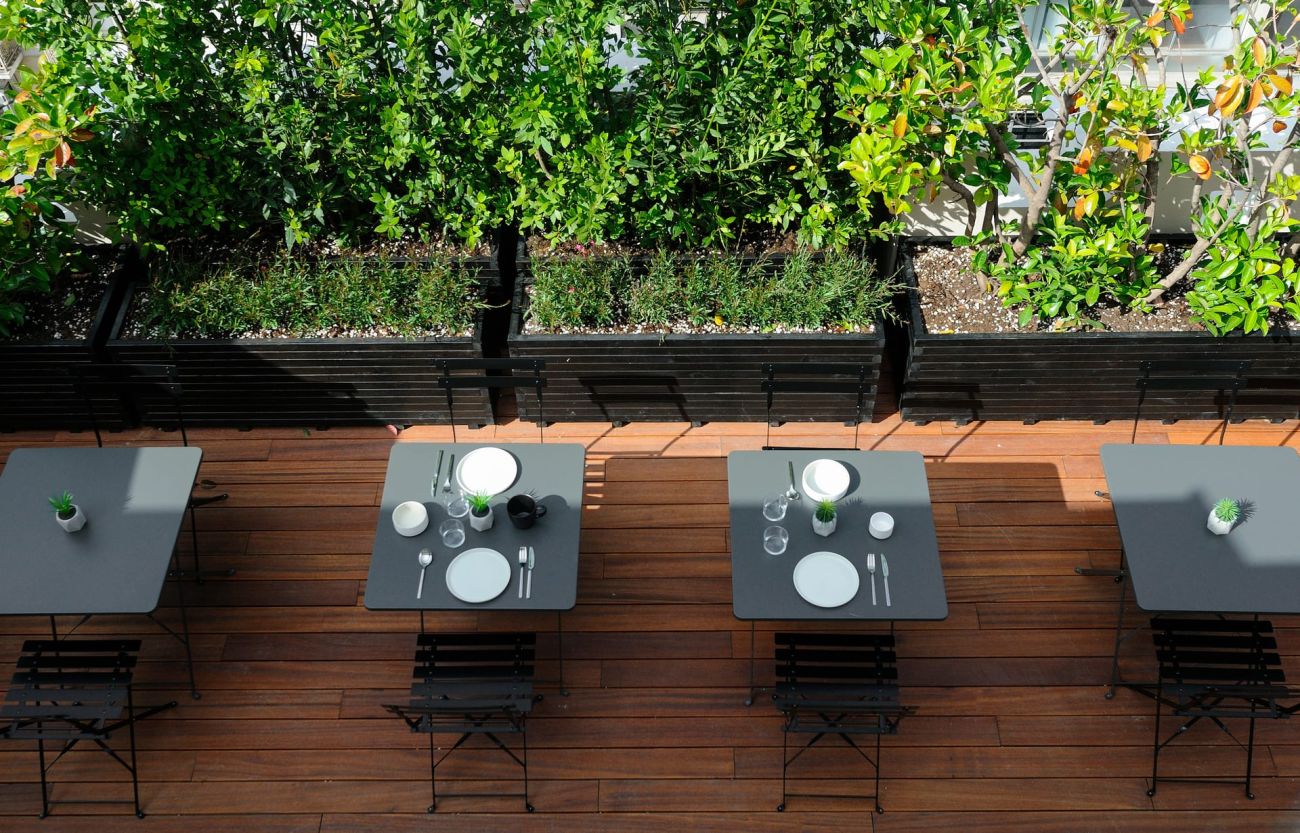 The Modernist 4*