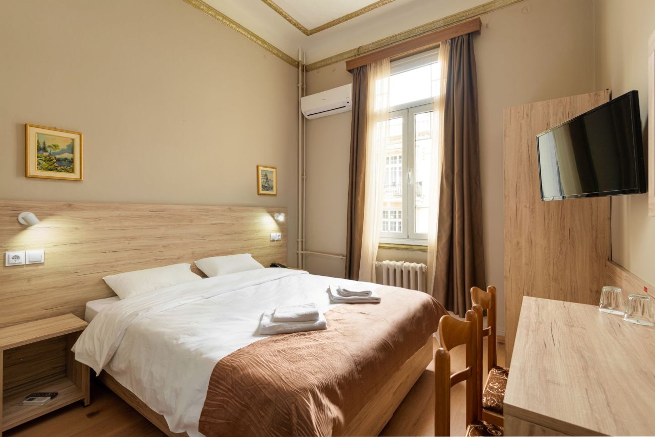 Nea Metropolis 3*