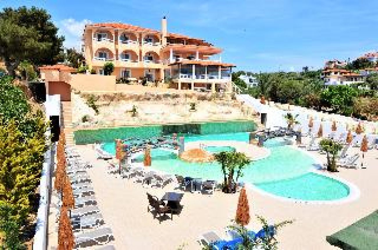 Grand Beach 4*